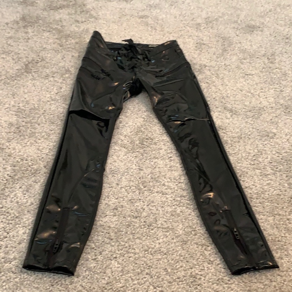 Blank NYC patent zipper pant